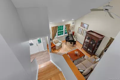 17 Claire Avenue, Huntington Station, NY 11746 - Photo 17