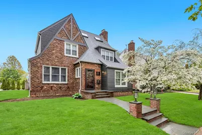 72 King Street, Malverne, NY 11565 - Photo 3