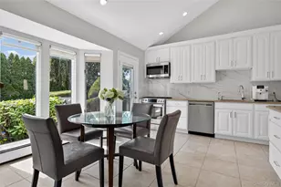 11 Sunbeam Rd, Syosset, NY 11791 - Photo 9