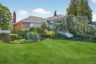 11 Sunbeam Rd, Syosset, NY 11791 - Photo 3