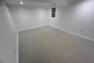 245 Warren St, Uniondale, NY 11553 - Photo 25