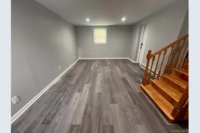 245 Warren Street, Uniondale, NY 11553 - Photo 11