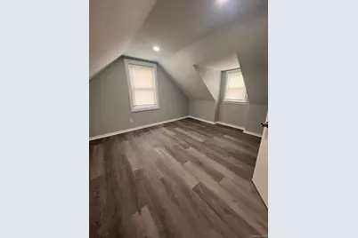 245 Warren Street, Uniondale, NY 11553 - Photo 23