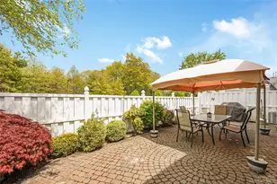 8 Hannah Ln, Middle Island, NY 11953 - Photo 19