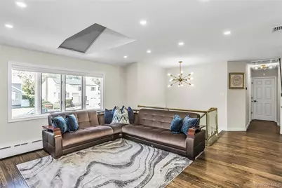 15 Lois Lane, Old Bethpage, NY 11804 - Photo 5