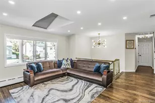 15 Lois Ln, Old Bethpage, NY 11804 - Photo 5