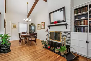 22 Stony Run, New Rochelle, NY 10804 - Photo 9