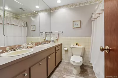 22 Stony Run, New Rochelle, NY 10804 - Photo 19