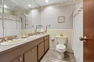 22 Stony Run, New Rochelle, NY 10804 - Photo 19