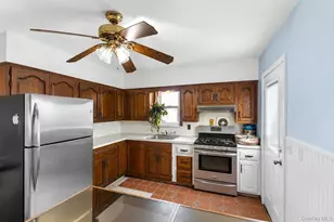 13 Westside Ave, Haverstraw, NY 10927 - Photo 7