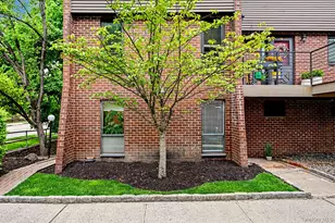 492 N Broadway, White Plains, NY 10603 - Photo 3