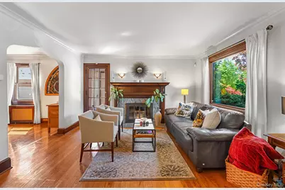 139 Stevens Avenue, Hempstead, NY 11550 - Photo 3