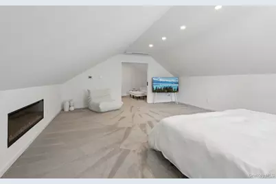 187 Thornbury Road, Scarsdale, NY 10583 - Photo 25