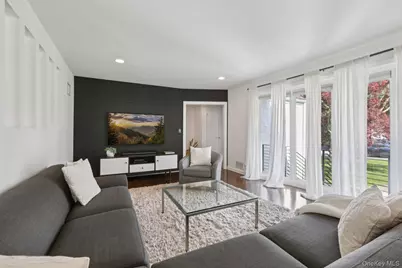 187 Thornbury Road, Scarsdale, NY 10583 - Photo 7