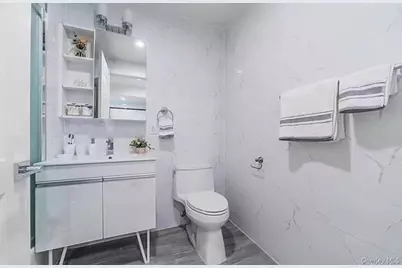 14427 Sanford Avenue #7G, Flushing, NY 11355 - Photo 7