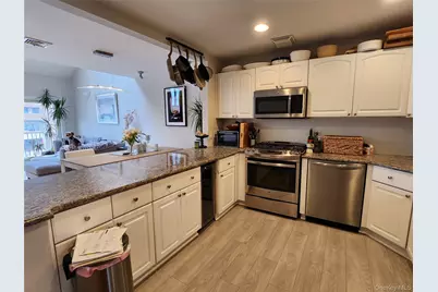67 Pacific Boulevard, Long Beach, NY 11561 - Photo 5
