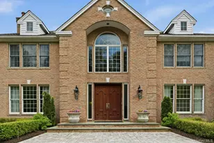 5 Westwood Ct, Muttontown, NY 11545 - Photo 39