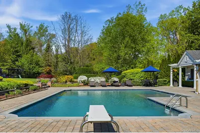 5 Westwood Court, Muttontown, NY 11545 - Photo 7