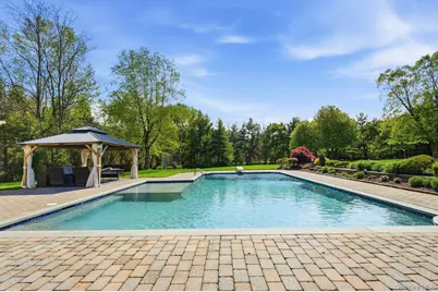 5 Westwood Court, Muttontown, NY 11545 - Photo 37