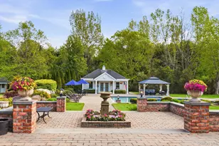 5 Westwood Ct, Muttontown, NY 11545 - Photo 5