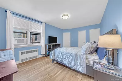2830 Briggs Avenue #4F, Bronx, NY 10458 - Photo 7