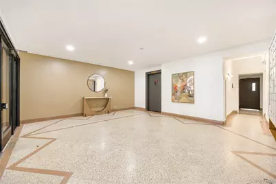 2830 Briggs Avenue #4F, Bronx, NY 10458 - Photo 11