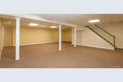 11 Winterberry Drive, Middle Island, NY 11953 - Photo 27