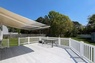 11 Winterberry Dr, Middle Island, NY 11953 - Photo 35