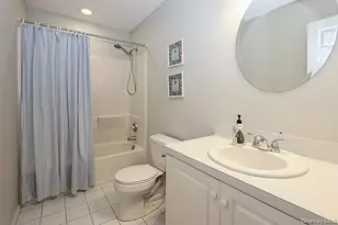 11 Winterberry Dr, Middle Island, NY 11953 - Photo 25