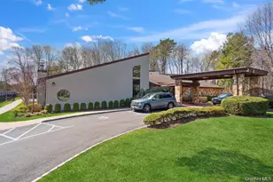 16 Club Dr S, Jericho, NY 11753 - Photo 29