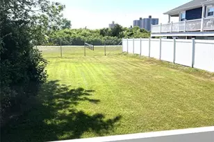 129 Flamingo St, Atlantic Beach, NY 11509 - Photo 15
