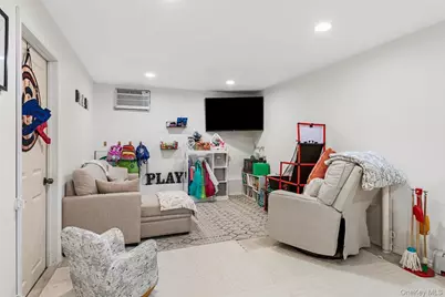 36 Matinecock Avenue, East Islip, NY 11730 - Photo 13