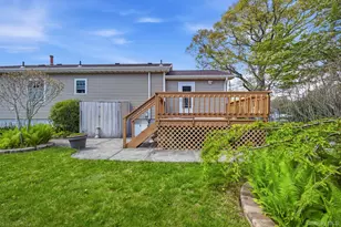 46 Lafayette Dr, Shirley, NY 11967 - Photo 29