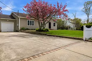 46 Lafayette Dr, Shirley, NY 11967 - Photo 3