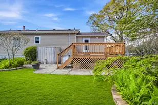 46 Lafayette Dr, Shirley, NY 11967 - Photo 27