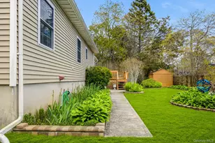 46 Lafayette Dr, Shirley, NY 11967 - Photo 25