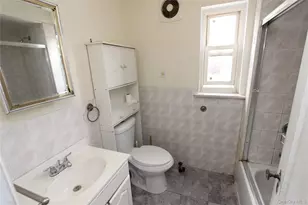 75-10 173rd St, Fresh Meadows, NY 11366 - Photo 11