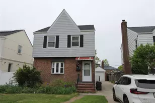 75-10 173rd St, Fresh Meadows, NY 11366 - Photo 1