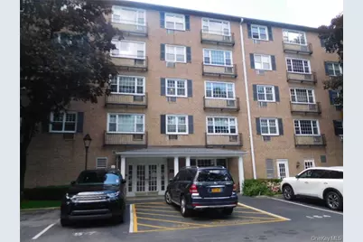 2 Consulate Drive #2-H, Tuckahoe, NY 10707 - Photo 1