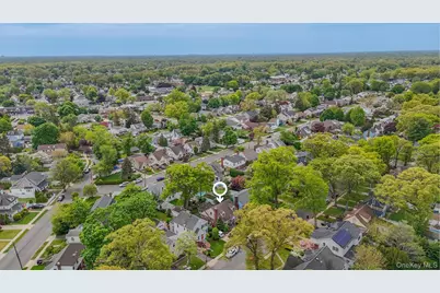 333 Jackson Avenue, West Hempstead, NY 11552 - Photo 33