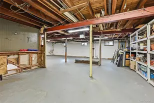 333 Jackson Ave, West Hempstead, NY 11552 - Photo 21