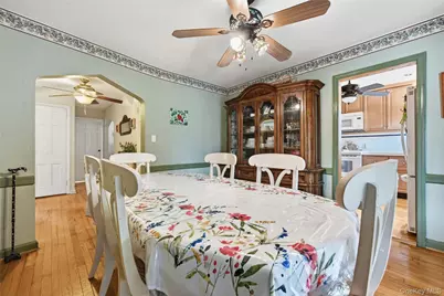333 Jackson Avenue, West Hempstead, NY 11552 - Photo 7