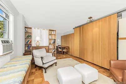 3935 Blackstone Avenue #4K, Bronx, NY 10471 - Photo 3