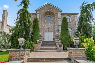 6 Summit Place, Whitestone, NY 11357 - Photo 1