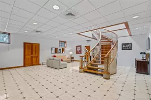 6 Summit Pl, Whitestone, NY 11357 - Photo 21