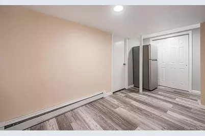 217 Abbington Court, Copiague, NY 11726 - Photo 37