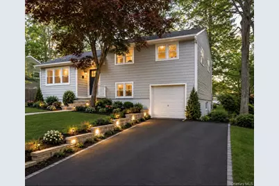 29 Bennett Avenue, Huntington Station, NY 11746 - Photo 1