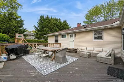 26 New York Avenue, Port Jefferson, NY 11776 - Photo 23