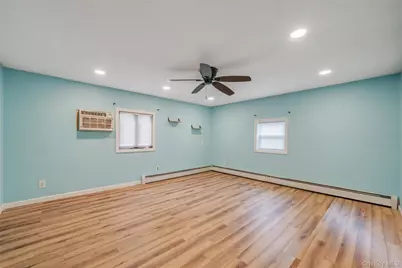 627 Carlls Path, Deer Park, NY 11729 - Photo 13