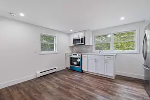 1228 Roanoke Ave, Riverhead, NY 11901 - Photo 3
